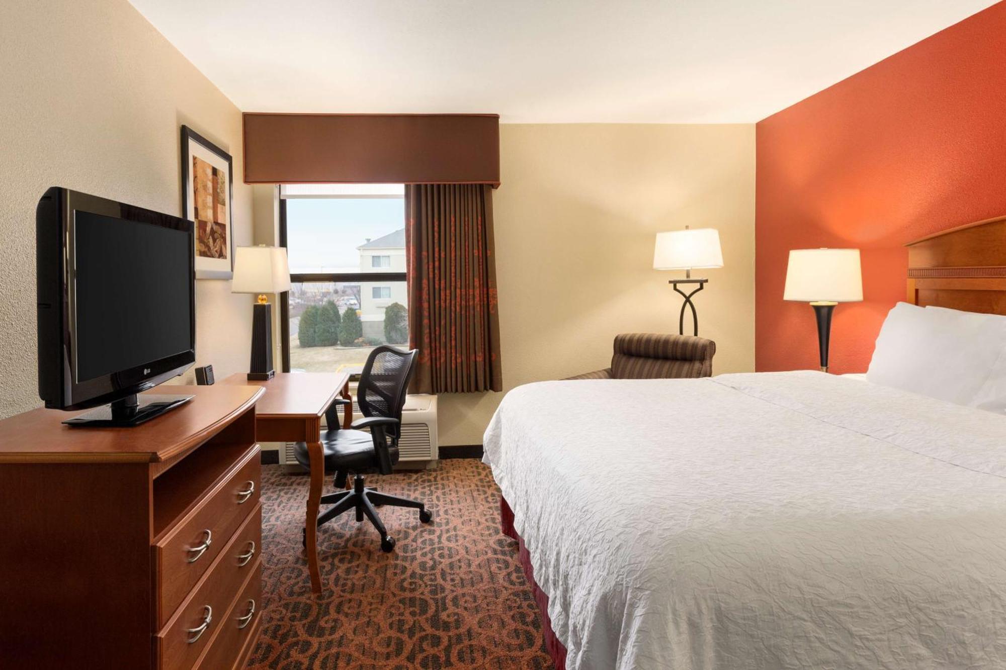Hampton Inn Wichita-East Exterior foto